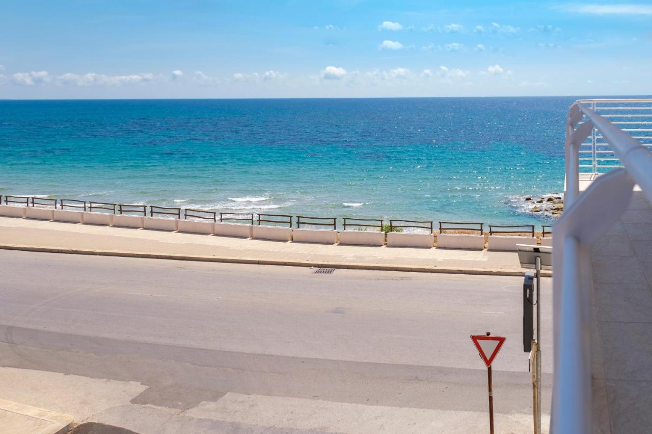 White Apartments & Spa Avola Ngoại thất bức ảnh